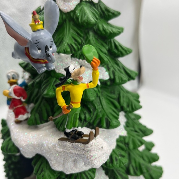 Disney Animated Holiday Tree - Picture 4 of 5